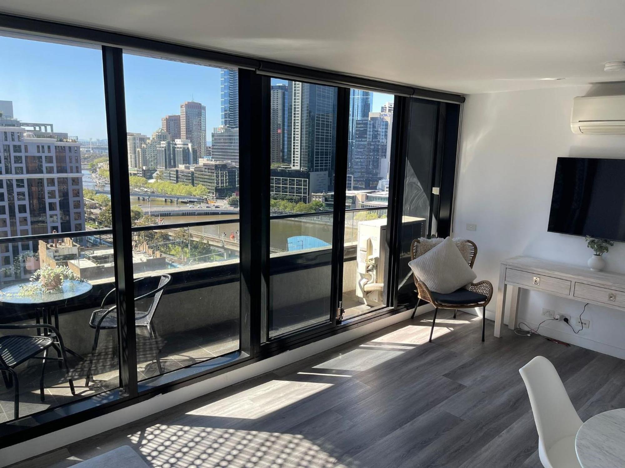 Riverview Suites By Edgetrip — Photos 1